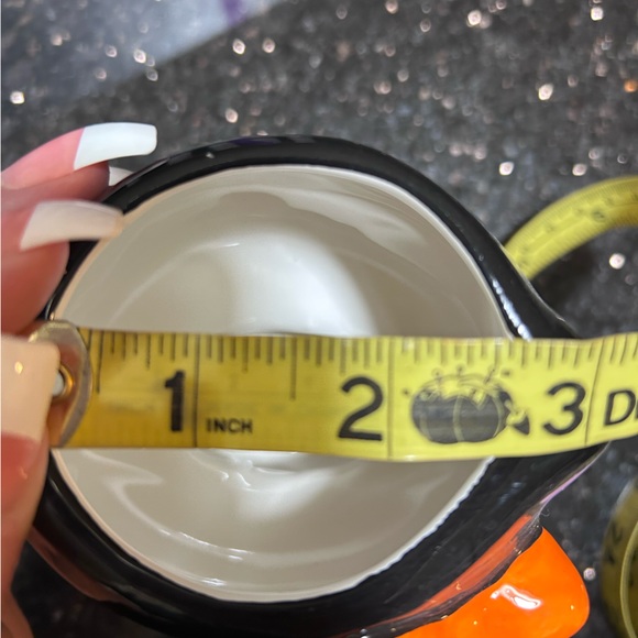 New Blue Sky Sanrio Hello Kitty with pumpkin halloween mug - Picture 5 of 13